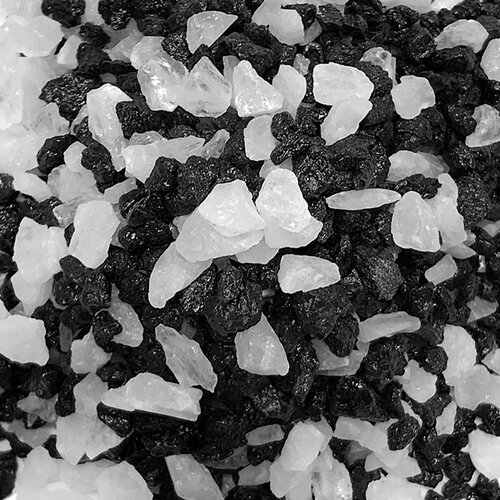 Натуральный грунт для аквариума террариума палюдариума, для суккулентов и растений, Zoo One, природный материал, 'Чёрный+кварц', (фракция 2-5 мм) 1 кг