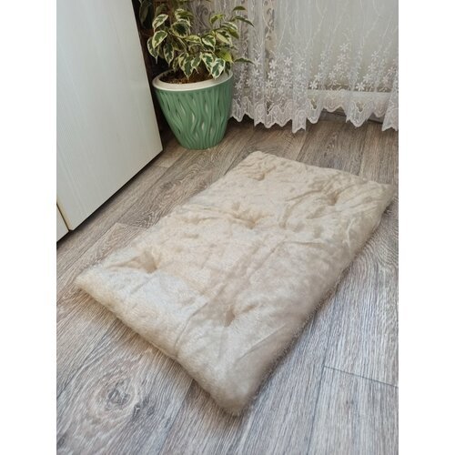Лежанка-коврик подстилка для животных, 50х35 см, лежак для кошек с кошачьей мятой серро-бежевая